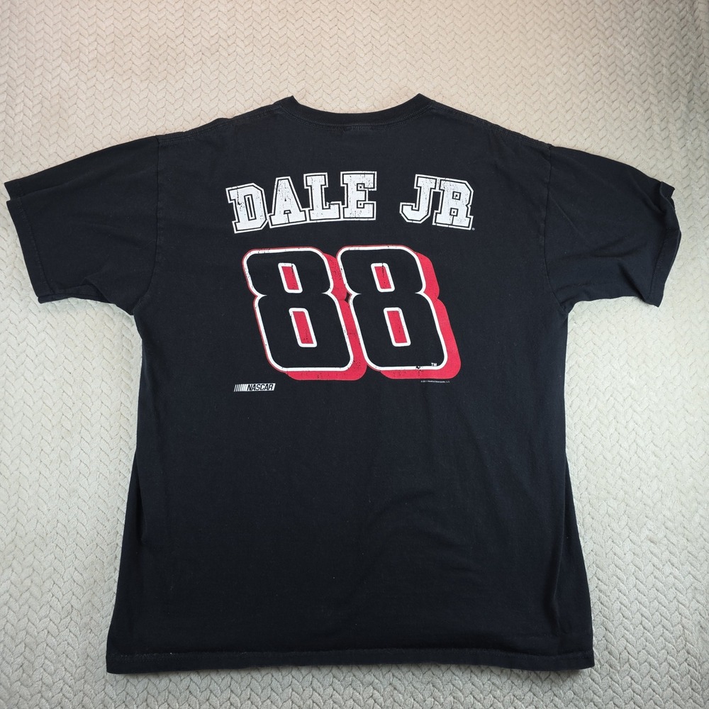NASCAR Dale Earnhardt Jr 88 T-Shirt Mens XL Black Chase Authentics 2011 Hendrick